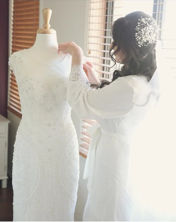 Bride & Grooms Mannequin Hire - Crystal Doll Bridal