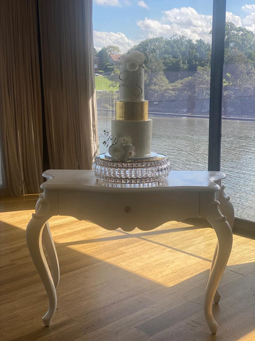 French White Dressing Table
